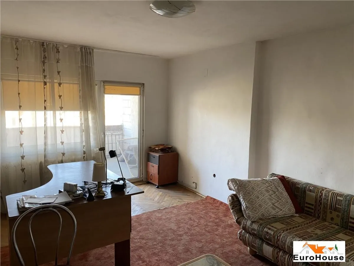 Apartament 3 camere Alba Iulia - poza 1