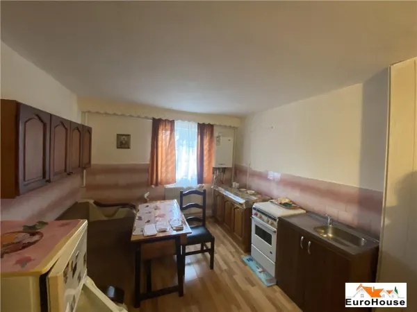 Apartament 2 camere Alba Iulia - poza 1