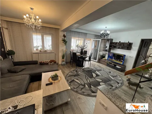 Apartament 5 camere Alba Iulia - poza 1