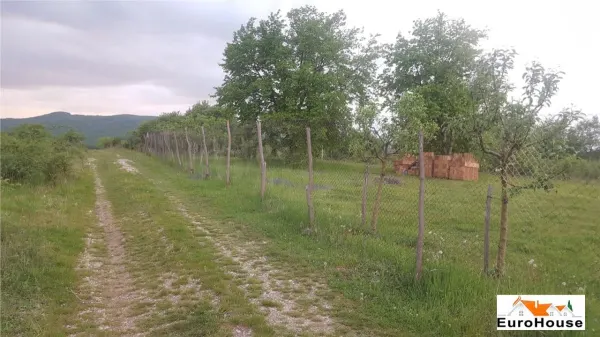 Teren Alba Iulia - poza 1