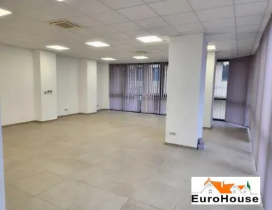 Spatiu de inchiriat in Alba Iulia zona Ultracentrala - foto 5