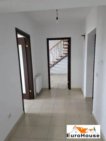 Apartament 5 camere Alba Iulia - poza 3