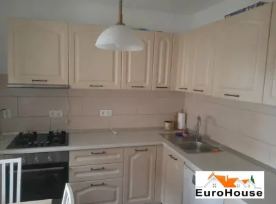 Apartament cu 3 camere de vanzare in Alba Iulia - foto 2