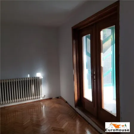 Birou Alba Iulia - poza 3