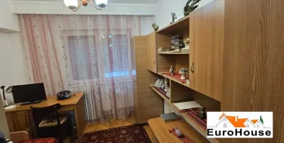 Apartament cu 3 camere de vanzare in Alba Iulia - foto 4