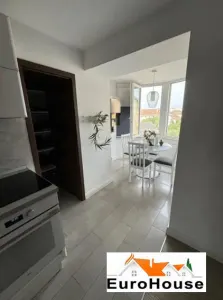 Apartament cu 3 camere de vanzare in Alba Iulia CENTRU - foto 3