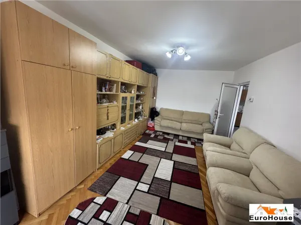 Apartament 3 camere Alba Iulia - poza 2