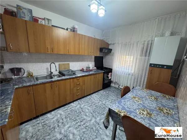 Apartament 3 camere Alba Iulia - poza 14