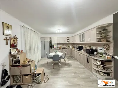 Casă 6 camere Alba Iulia - poza 2