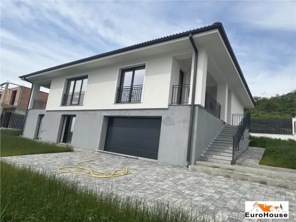 Casă 4 camere Alba Iulia - poza 1