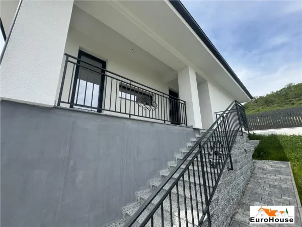 Casă 4 camere Alba Iulia - poza 4