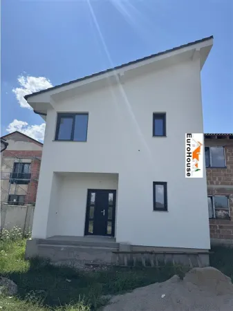 Casă 4 camere Alba Iulia - poza 1