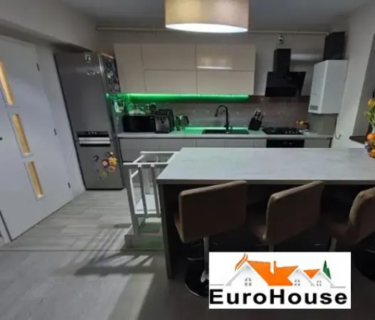 Apartament 3 camere Alba Iulia - poza 1