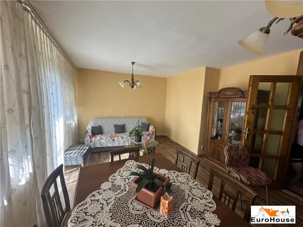 Apartament 4 camere Alba Iulia - poza 2