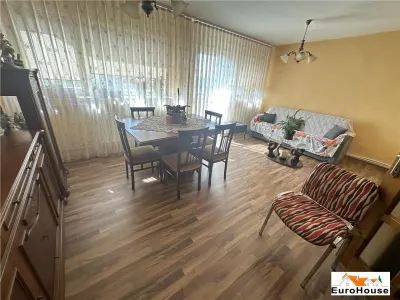 Apartament cu 4 camere de vanzare in Alba Iulia M-uri - foto 4