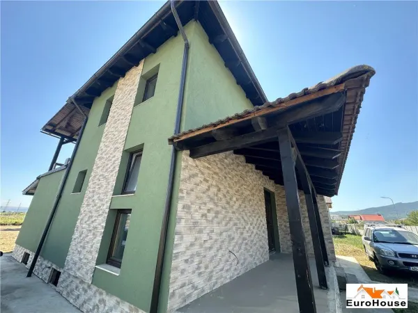 Casă 4 camere Alba Iulia - poza 1