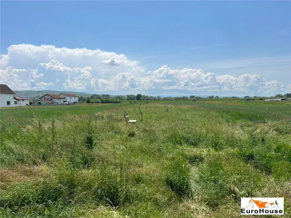 Teren Alba Iulia - poza 1