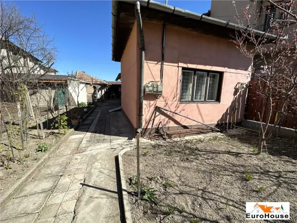 Casă 3 camere Alba Iulia - poza 1