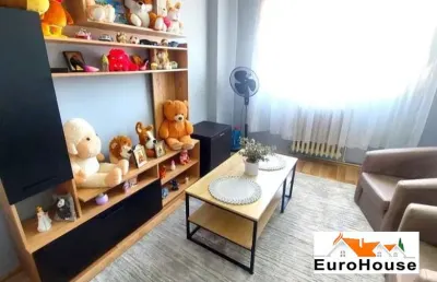 Apartament cu 4 camere de vanzare in Alba Iulia zona Cetate - Alba Iulia