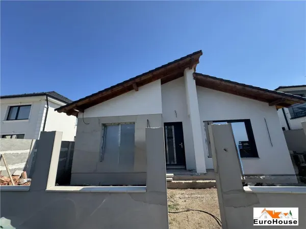 Casă 4 camere Alba Iulia - poza 2
