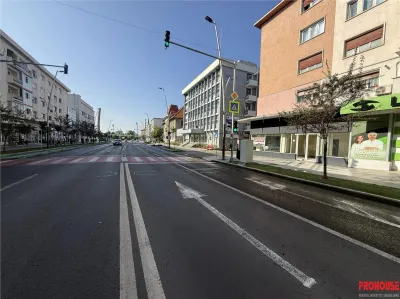 SPATIU COMERCIAL 100 MP – POZITIE ULTRACENTRALA, VIZIBILITATE EXCELENTA - foto 4