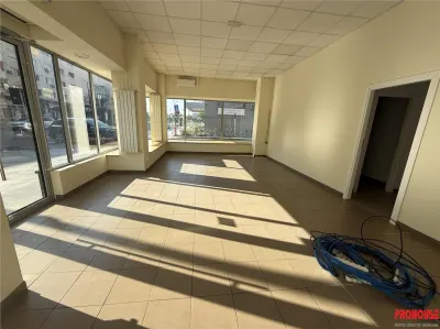 SPATIU COMERCIAL 100 MP – POZITIE ULTRACENTRALA, VIZIBILITATE EXCELENTA - foto 7