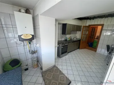Ap 3 cam, et 1/3,89 mp utili, zona Gerald-B-dul Brailei - foto 10