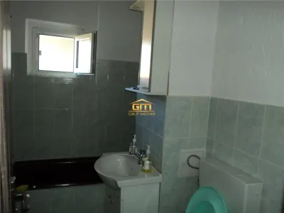Apartament 4 camere, etaj 4, zona Kaufland - foto 7