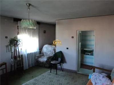 Casă 4 camere Râmnicu Vâlcea - poza 7