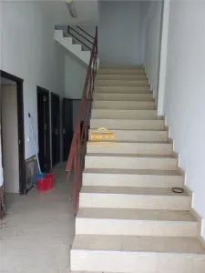 Hala zona Mihaesti - foto 3