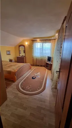 Casă 5 camere Râmnicu Vâlcea - poza 6
