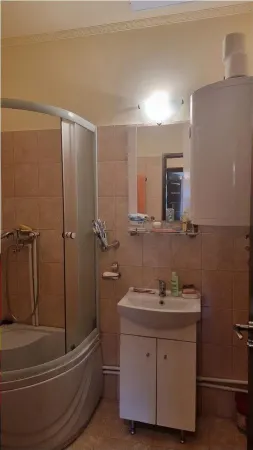 Casă 2 camere Babeni - poza 7