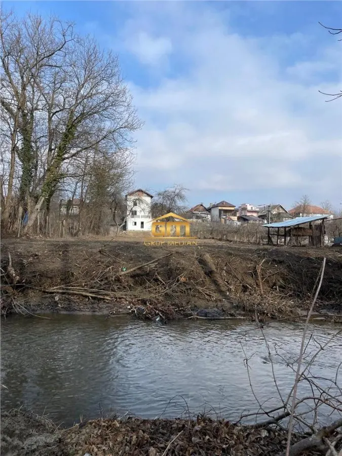 Casă 9 camere Bujoreni - poza 1