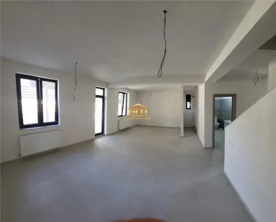 Casă 4 camere Râmnicu Vâlcea - poza 2