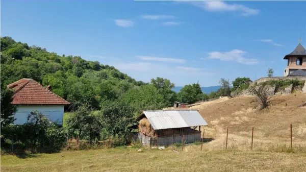 Casă 2 camere Berislavesti - poza 3