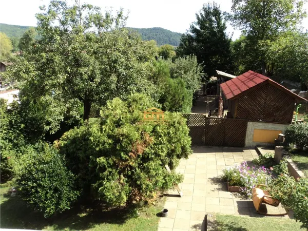 Casă 6 camere Bujoreni - poza 6
