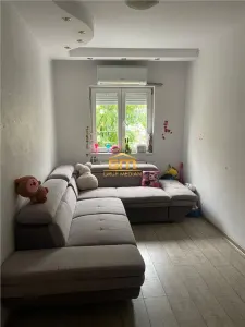 Apartament 3 camere de vanzare - Lenin Sud, etaj 3, decomandat, mobilat - foto 4