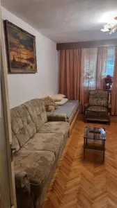 Apartament 3 camere de inchiriat -zona Libertății - foto 2