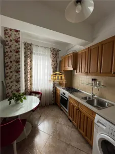 Apartament 2 camere de vanzare-zonă centrală, bloc nou, terasă generoasă și garaj subteran - foto 7