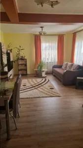 Casă P+E, mobilată, in zona Episcopie - foto 5