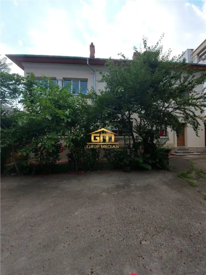 Casă 5 camere Râmnicu Vâlcea - poza 1