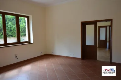Imobil de Inchiriat in Zona Semicentrala - foto 1
