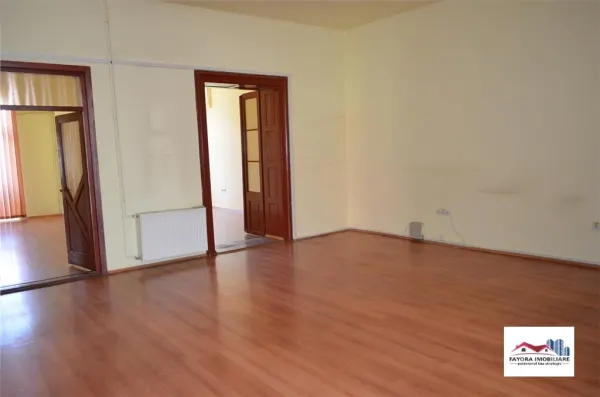 Birou Târgu Mureș - poza 2