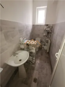 Spatiu birouri 120mp - foto 4
