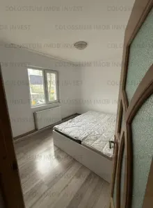 Apartament 2 camere, semidecomandat - zona Sacele - foto 3