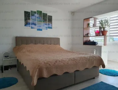 Apartament 4 camere, decomandate - zona Noua - foto 4