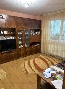 Apartament 2 camere, semidecomandat - zona Florilor - foto 1