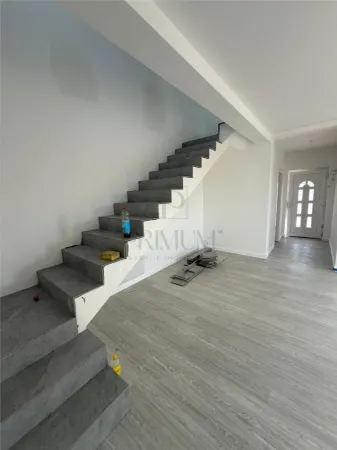 Casă 4 camere Moșnița Nouă - poza 3