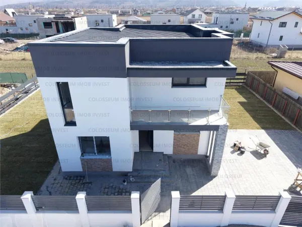 Casă 4 camere Cristian - poza 3
