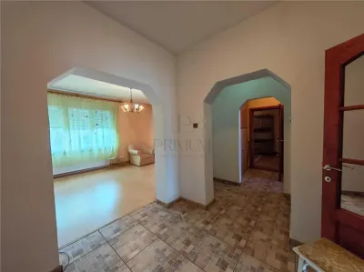 Apartament 3 camere | 80 mp | Decomandat | Centrală proprie | Splaiul Nistrului - foto 8